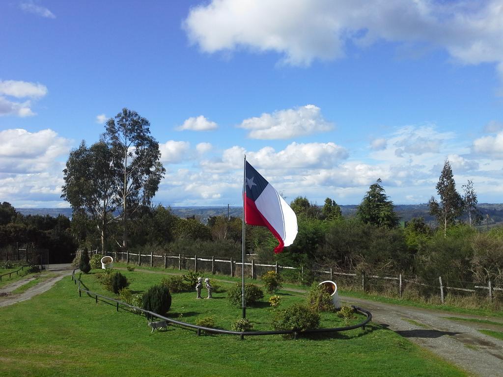 Cabanas Vista Tranquila Chiloe Villa Castro Exterior photo